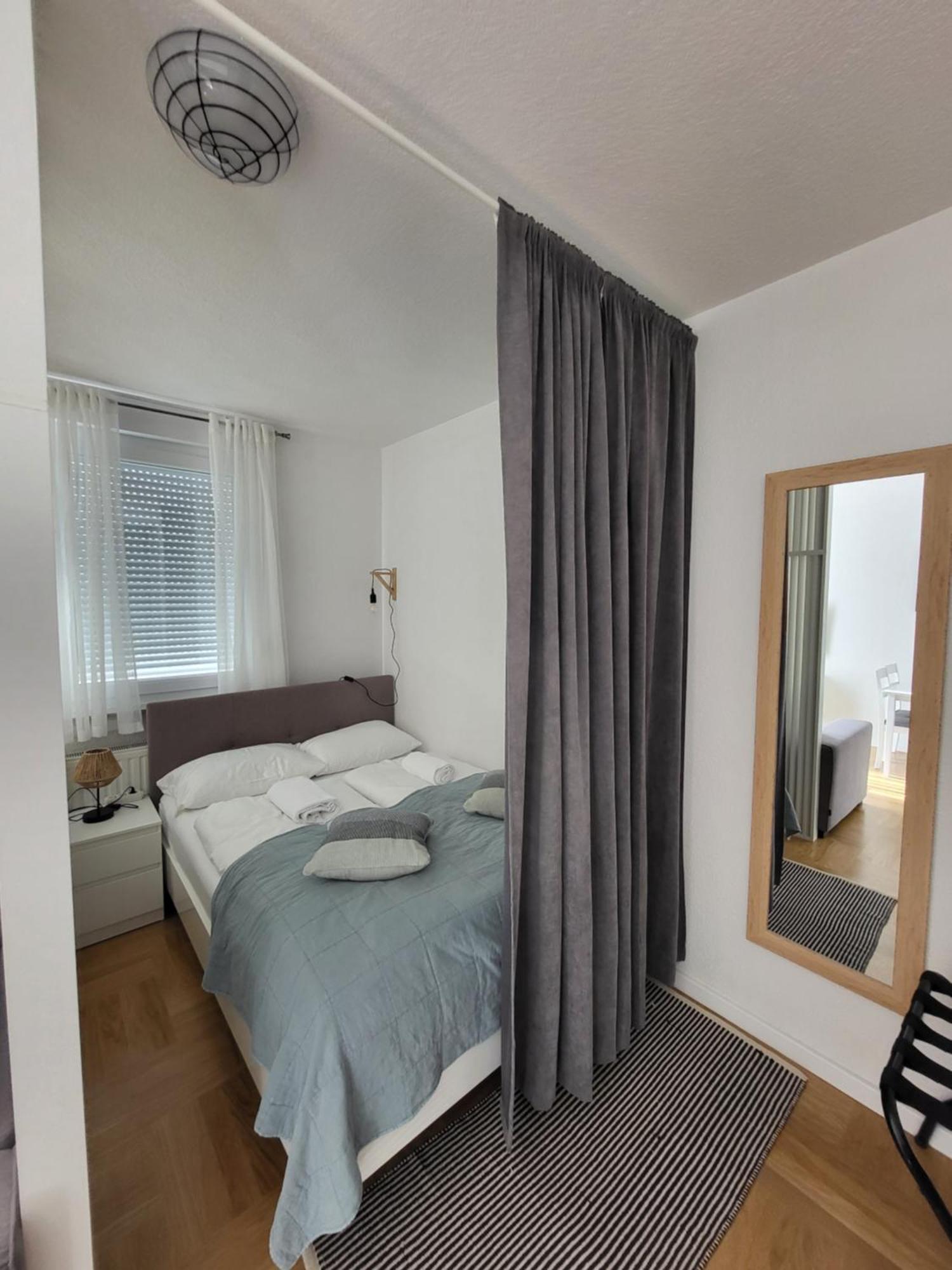 Studio Apartman Ana Загреб Екстериор снимка